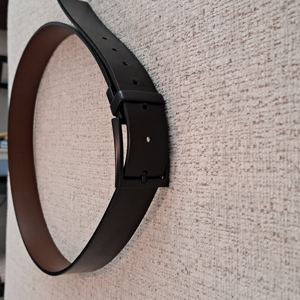 Swiss Gear Black Leather Belt